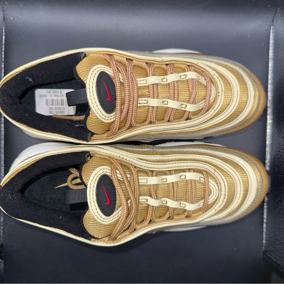 Size 6.5 - Nike Air Max 97 OG 2023 Metallic Gold Wmns, DQ9131-700, Clean, No Box - Picture 5 of 10